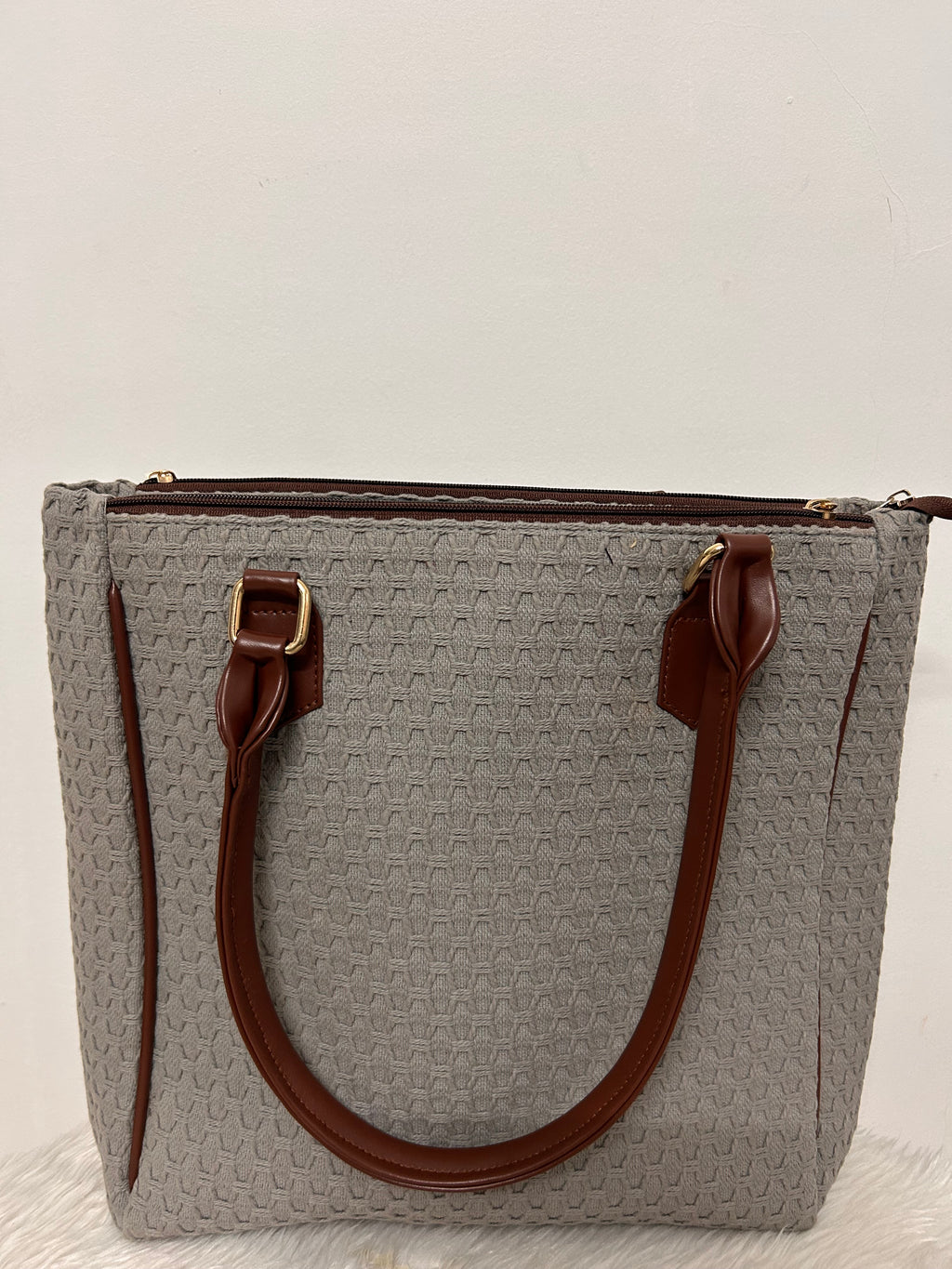 3 compartment grey tote