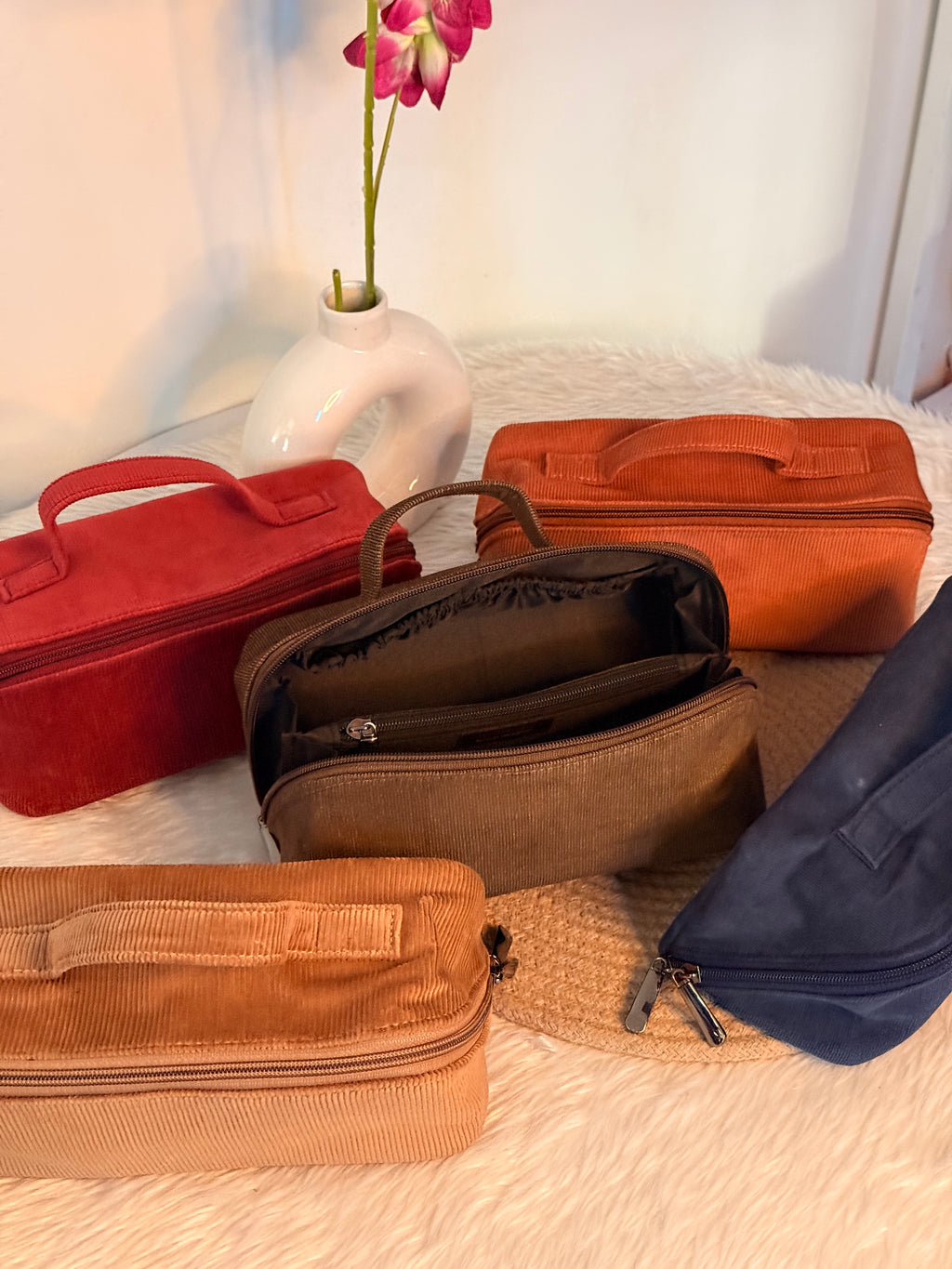 Women’s Corduroy Toiletry Pouch