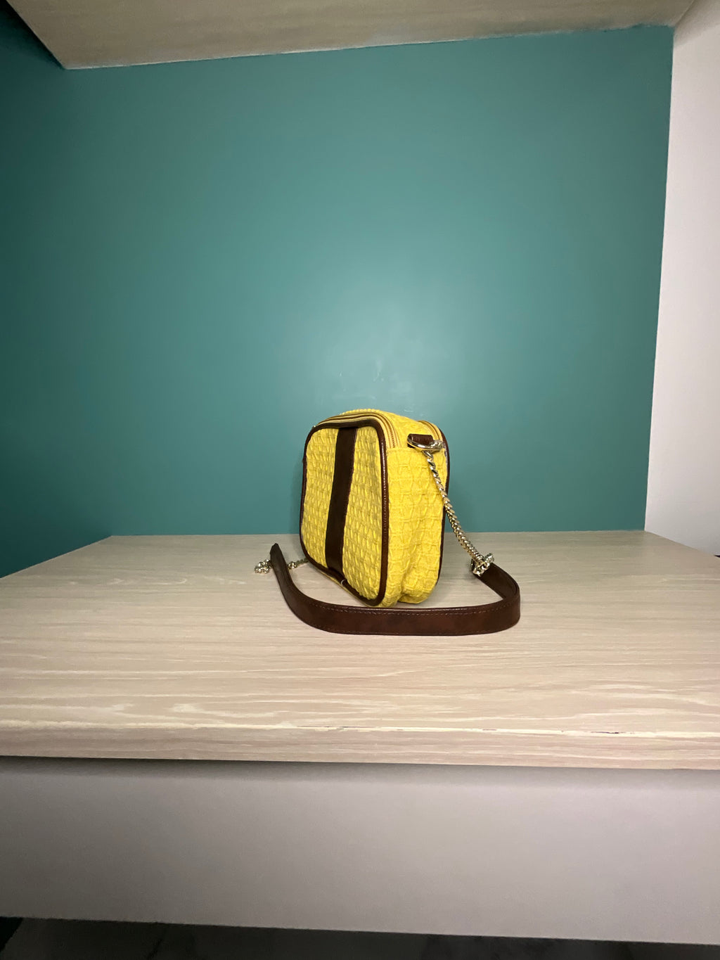 Double Compartment Sling