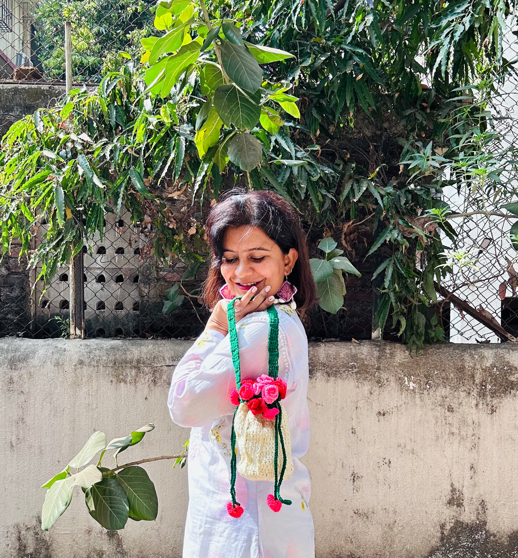Crochet Bouquet Potli