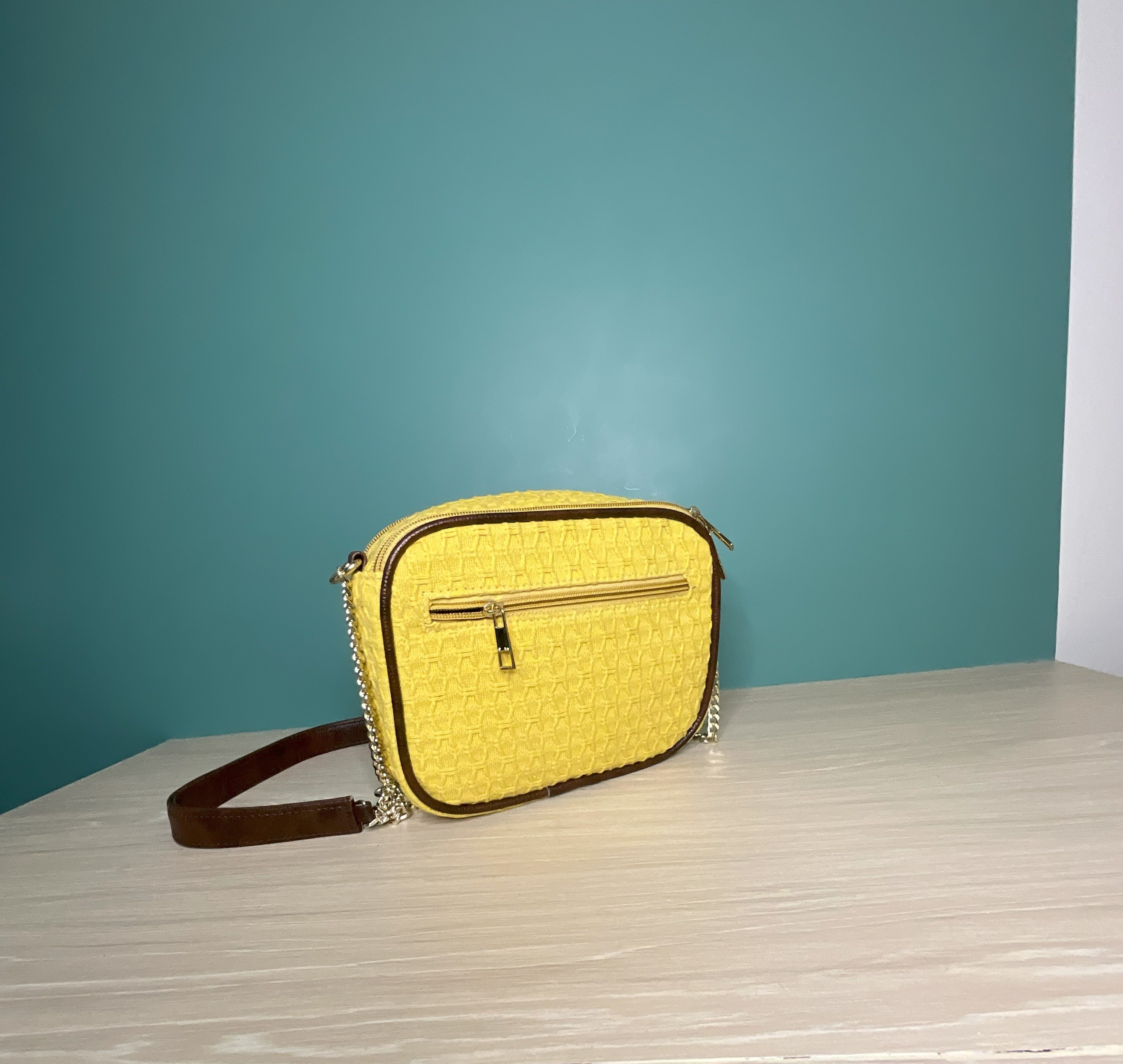 Double Compartment Sling